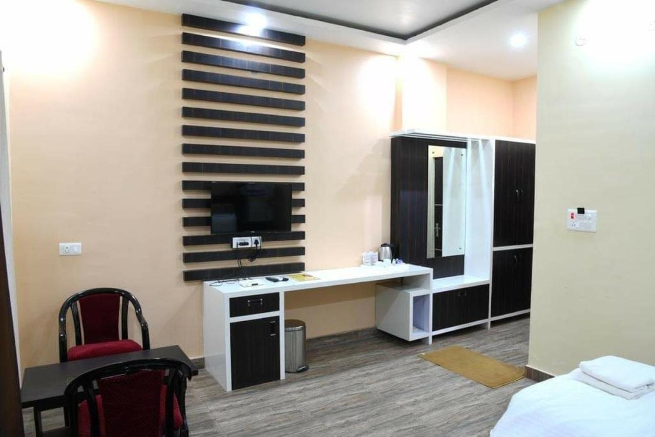 Hotel Mariya International Бодх-Гая Экстерьер фото